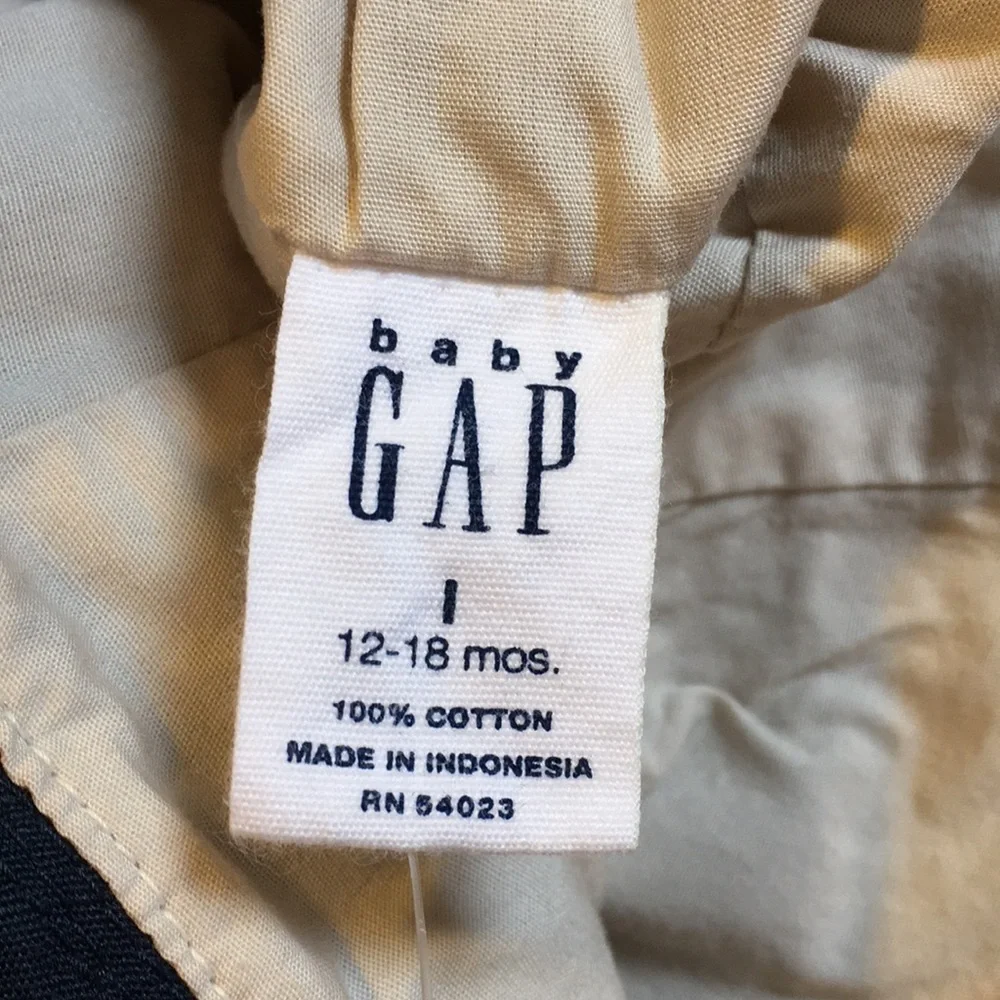 NWT Gap baby brimmed hat size 12-18 months